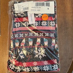 NWT in bag x mas leggings SP